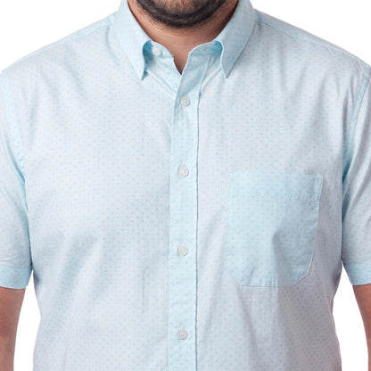 Camisa Hombre Manga Corta Celeste con Diseño KT