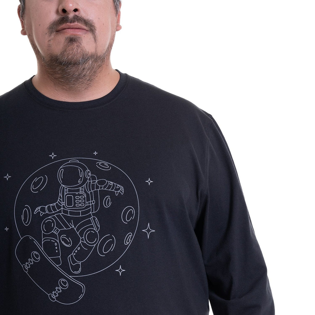 Polera Hombre Jersey Manga Larga Negra con Diseño Luna